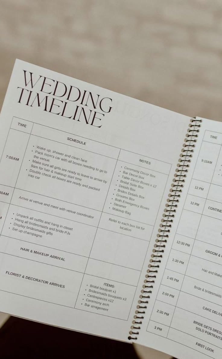 Quaderno con la timeline del matrimonio